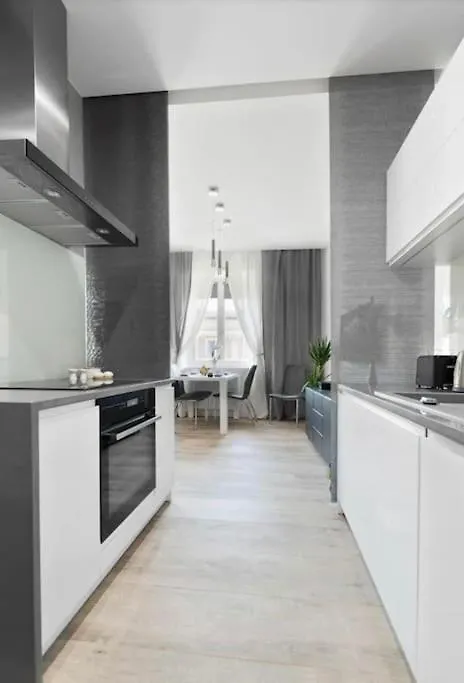 Nowy Swiat 60 - 170 M Do Metra - Prywatne Mieszkanie W Centrum Warszawy - Better Rental Warsaw Apartment